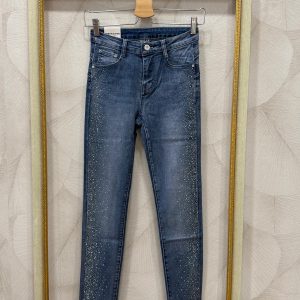 Jeans vaqueros push-up con brillantes