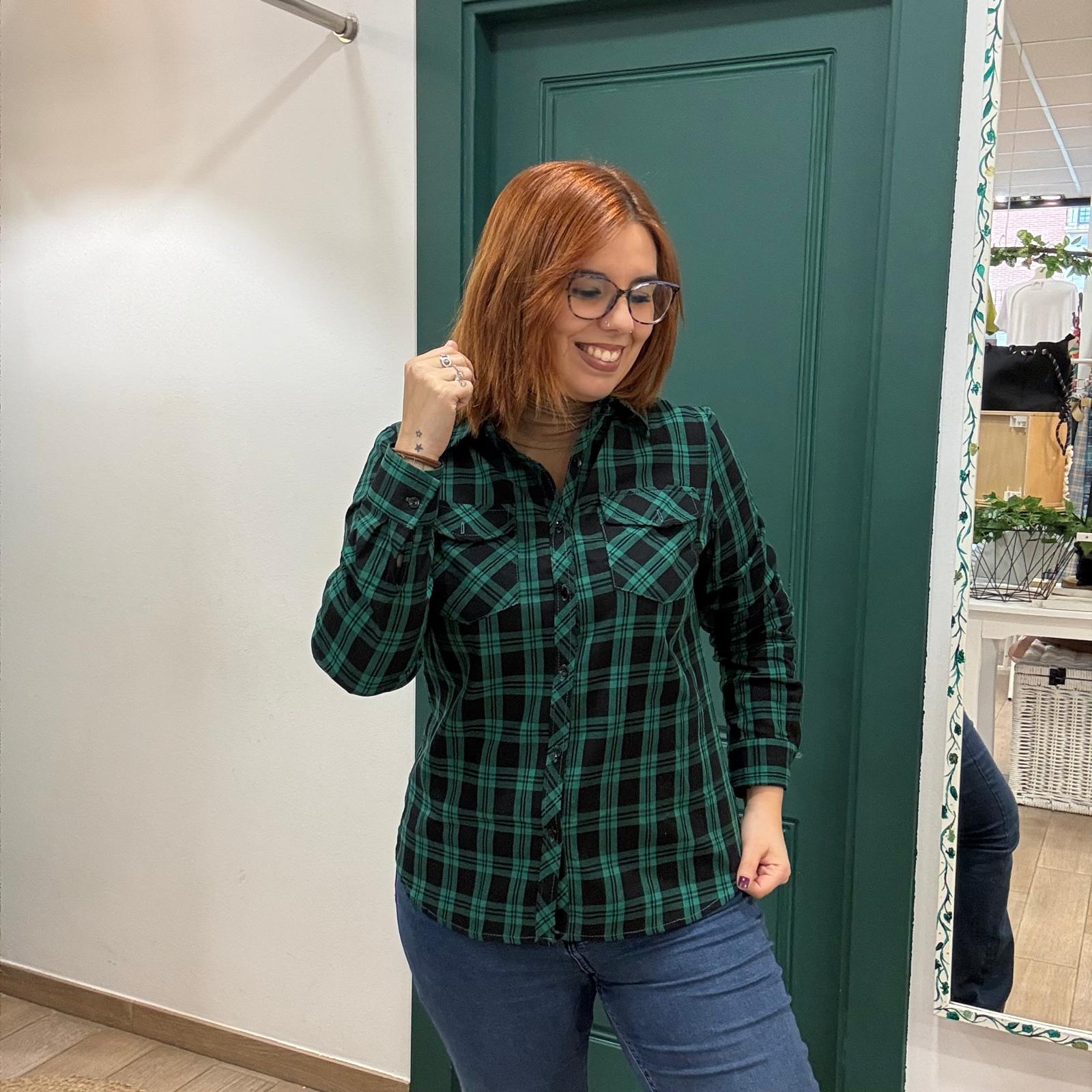 Camisa cuadros verde - Imagen 4